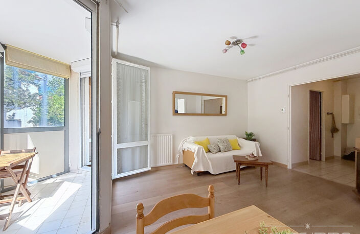'ULYSSE' - VENTE, FRANCHEVILLE LE BAS, APPARTEMENT T2, CENTR — photo 2