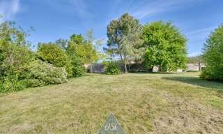 Terrain  632 m² à vendre à Dagneux (01120)