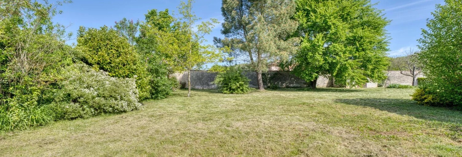 Terrain  632 m² à vendre à Dagneux (01120)