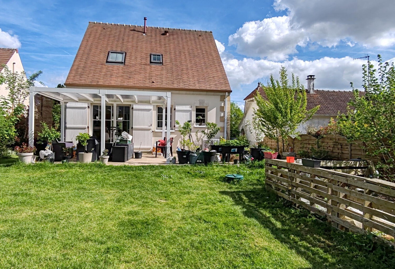 MAISON TRADITIONNELLE TRES RECENTE — photo 1