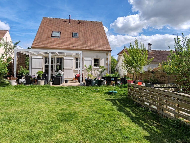 MAISON TRADITIONNELLE TRES RECENTE — photo 1