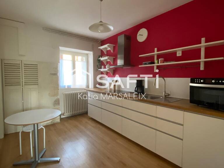 Maison d'habitation avec local professionnel — photo 1