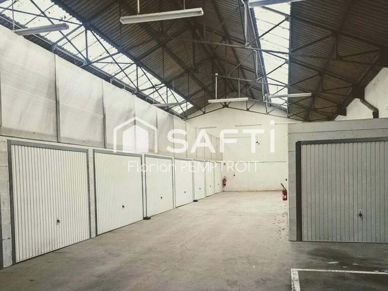 À VENDRE  Bâtiment d'activité de 490 m² avec revenus locatifs — photo 1