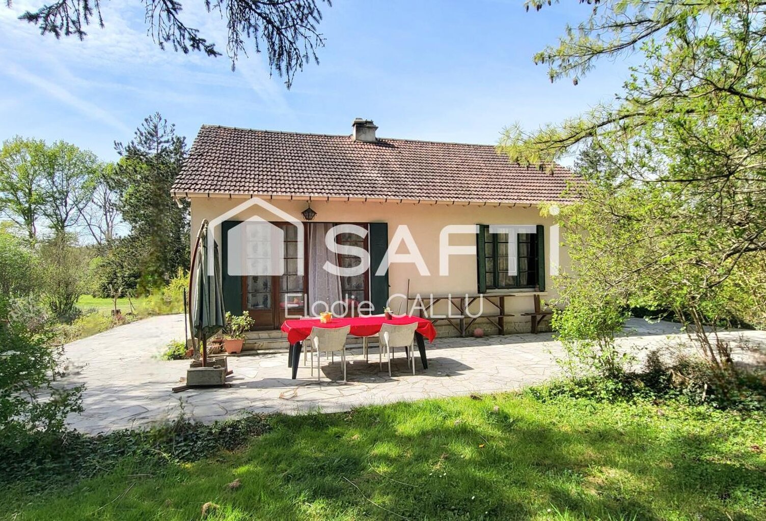 Maison avec grand terrain et dépendances — photo 1