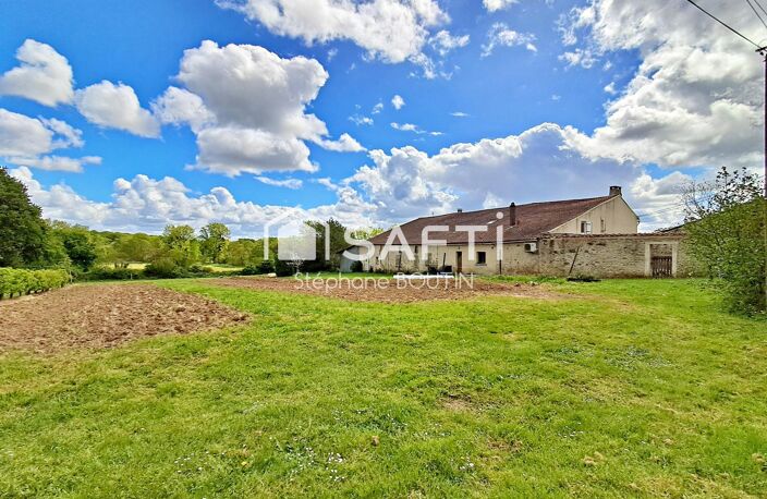 Ensemble immobilier  2 maisons  Dépendances  À 4 min de Vouvant — photo 3