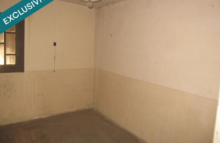 Maison d'habitation à rénover au cœur d'un joli village. — photo 3