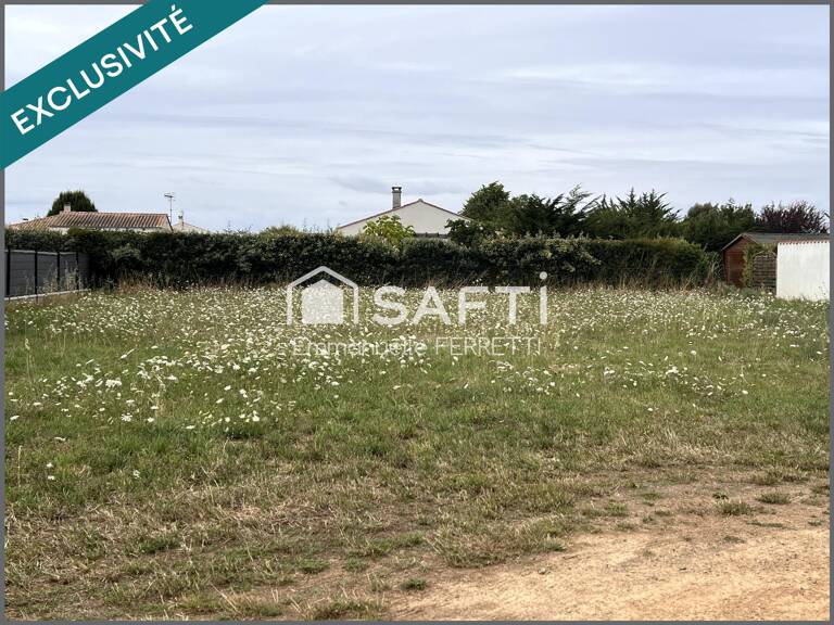 À VENDRE  TERRAIN CONSTRUCTIBLE DIVISIBLE DE 800 M² AU CUR D'ANGLES — photo 1