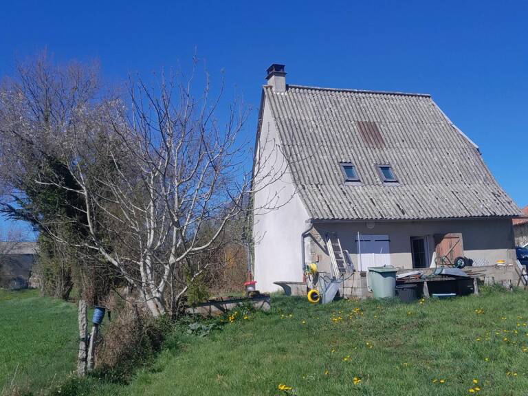 MAISON  RENOVE EN 2012 SUR TERRAIN PLAT — photo 1