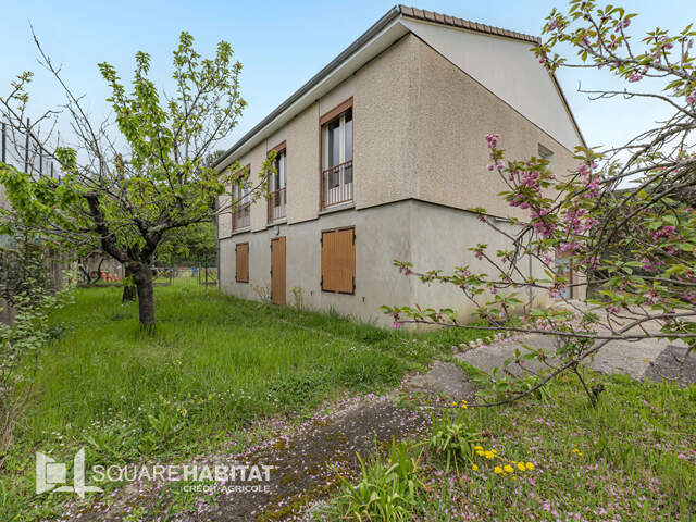 Idéal 1er achat !! Maison type 4 de 95 m2, garage de 85m² et terrain de 635m² — photo du bien