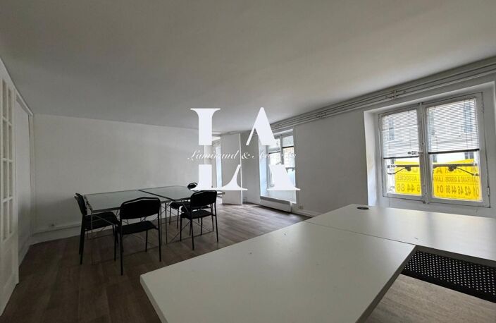 Bureaux 5 p à PARIS 9ème — photo 2