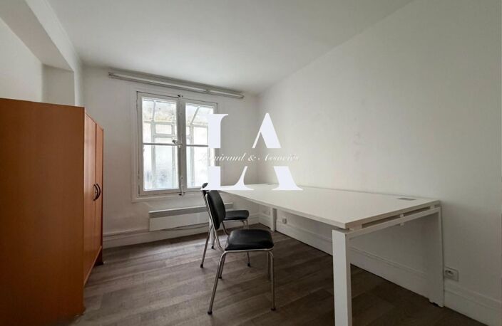 Bureaux 5 p à PARIS 9ème — photo 5