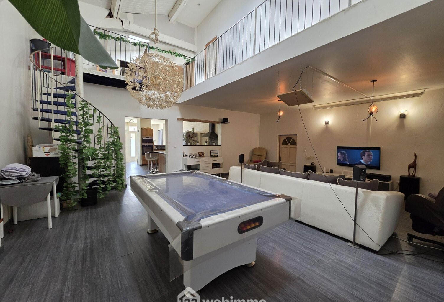 Maison de ville - 265m² - Castelnau-de-Médoc — photo 1