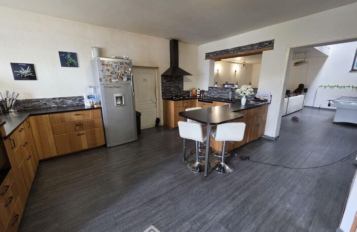 Maison de ville - 265m² - Castelnau-de-Médoc — photo 4