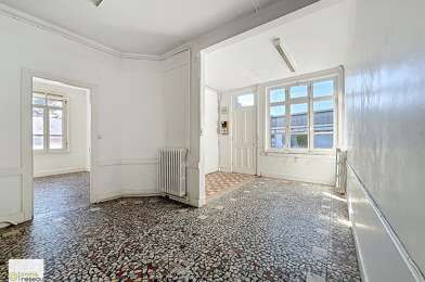 Commerce 10 pièces 98000 €