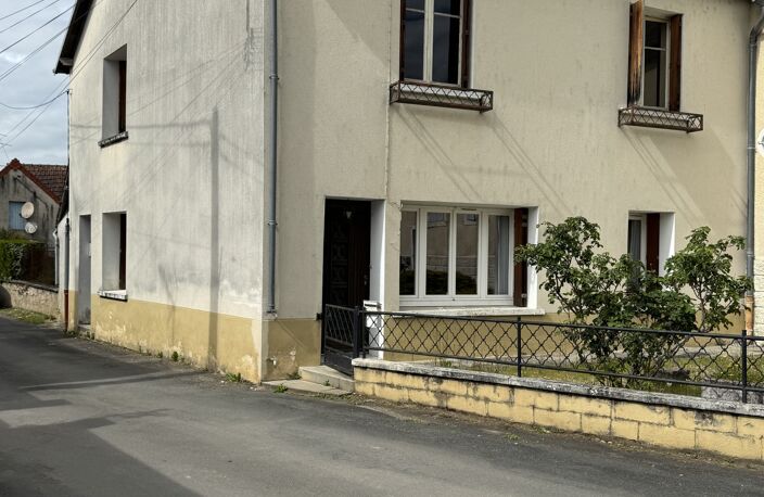 Vente Maison/villa 8 pièces — photo 2
