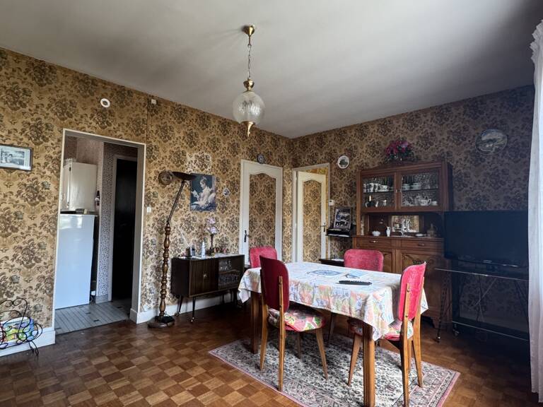 Vente Maison/villa 8 pièces — photo 1