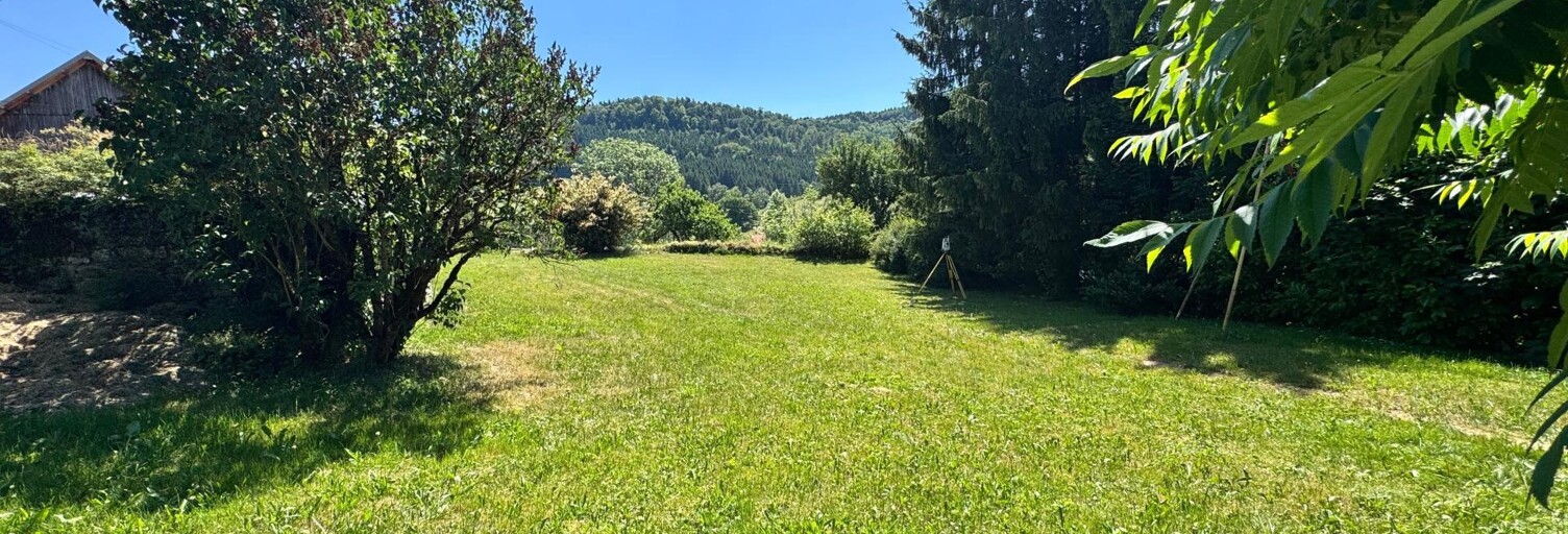 Terrain  935 m² à vendre à Les Premiers Sapins (25580)