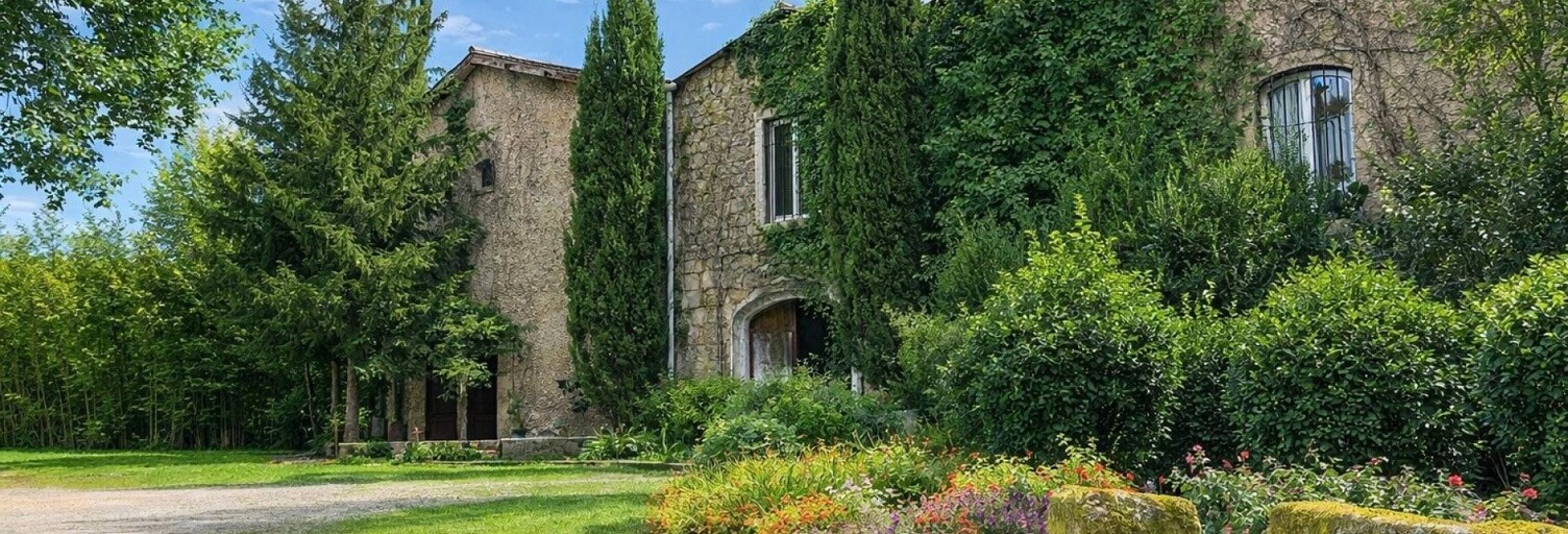 Maison 15 Pièces 994 m² à vendre à Graveson (13690)