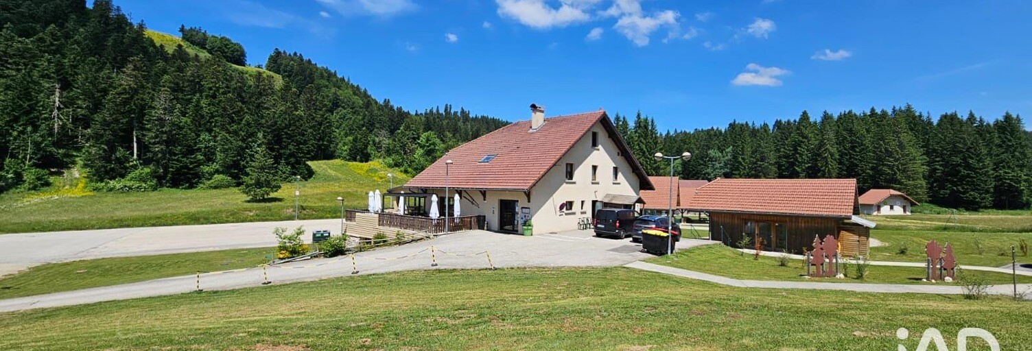 Commerce  645 m² à vendre à Plateau d'Hauteville (01110)