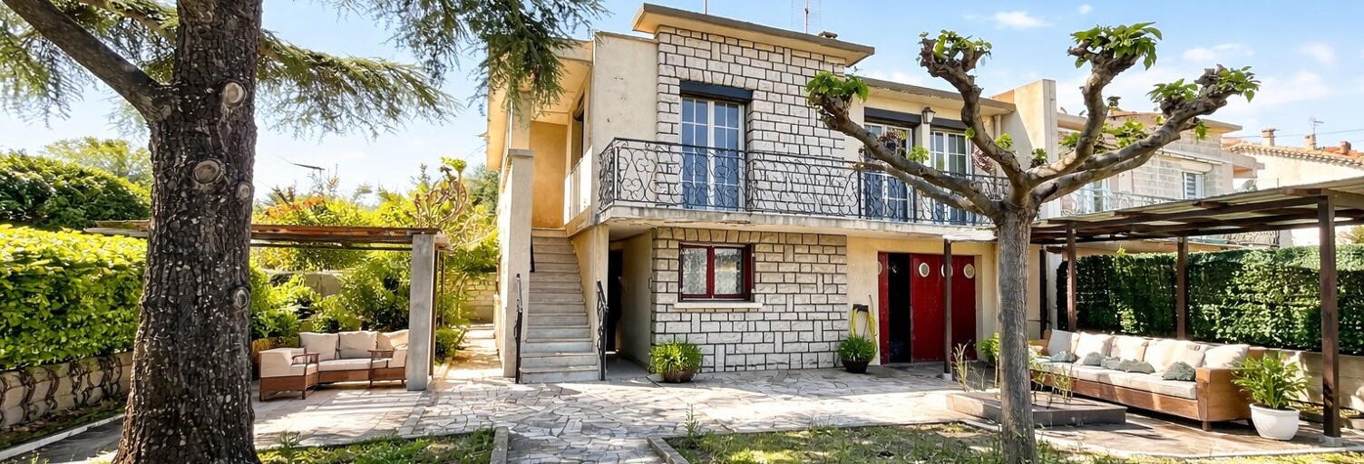 Maison 6 Pièces 121 m² à vendre à Mèze (34140)