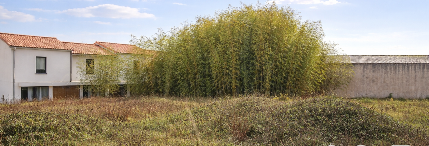 Terrain  720 m² à vendre à Jarnac (16200)