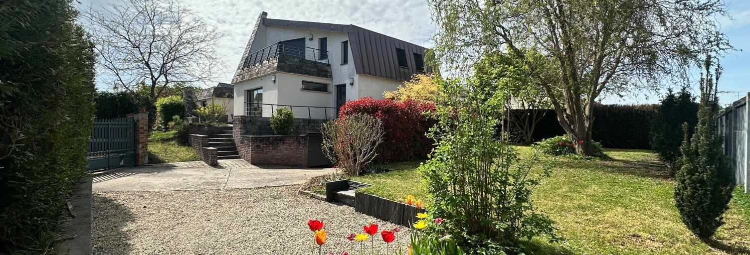 Maison 8 Pièces 176 m² à vendre à Magny-les-Hameaux (78114)