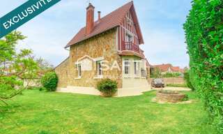 Maison 6 Pièces 131 m² à vendre à Le Mesnil-Saint-Denis (78320)