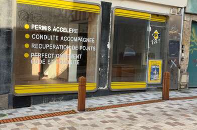 Commerce 3 pièces 136500 €