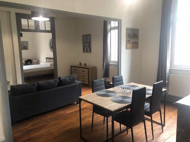 Appartement à louer — photo du bien