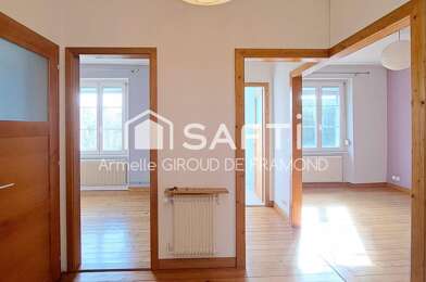 Appartement 3 pièces 795 €