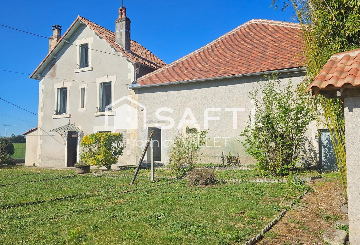 Maison à vendre - Grand Brassac — photo 1