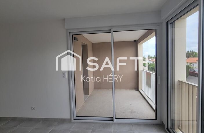 APPARTEMENT AVEC BALCON, CAVE, 2 PARKINGS — photo 3
