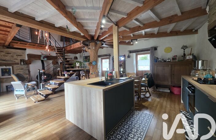 Vente Maison/villa 6 pièces — photo 2