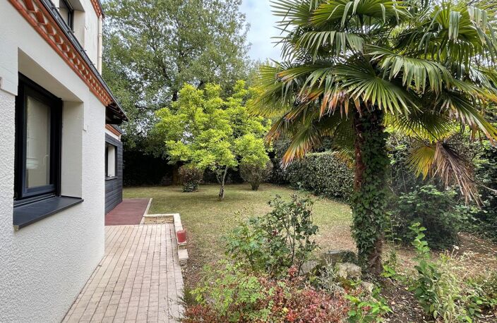 Maison familiale de 155 m² + Offre la possibilité de détacher un terrain de 423 m² valorisé 150 000 € — photo 3