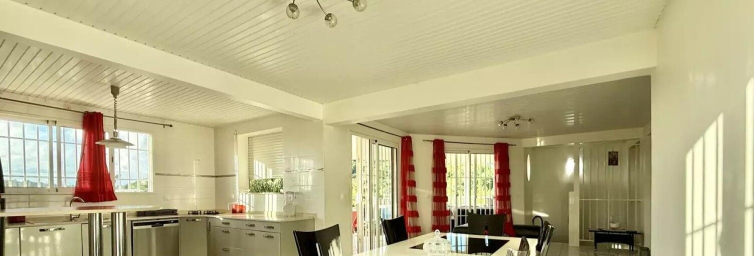 Maison 7 Pièces 174 m² à vendre à Ducos (97224)