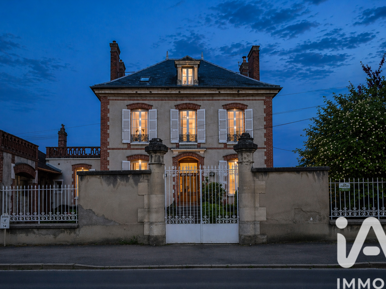 Vente Maison de ville 8 pièces — photo 1
