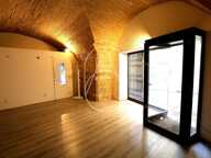 Local commercial — photo 2