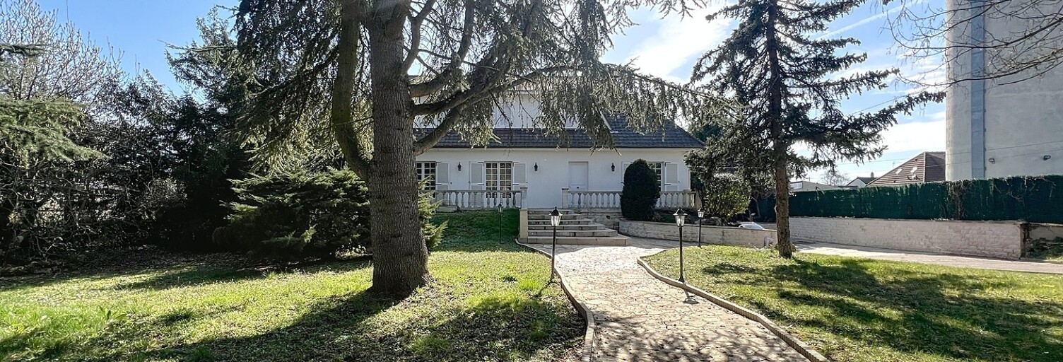 Maison 7 Pièces 193 m² à vendre à Saintry-sur-Seine (91250)