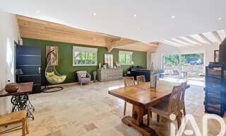 Maison 8 Pièces 232 m² à vendre à Saint-Fargeau-Ponthierry (77310)