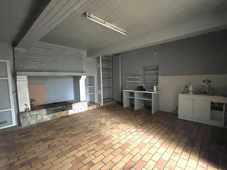 Maison de bourg de 5 pièces principales — photo 1