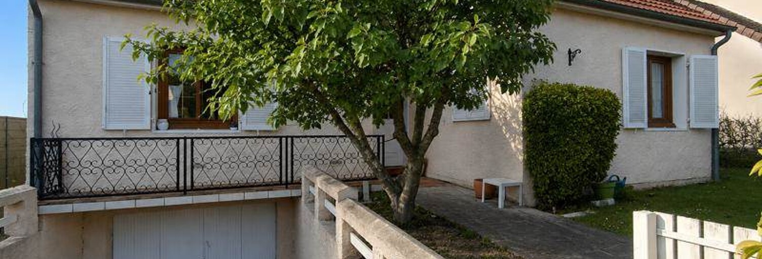 Maison 6 Pièces 110 m² à vendre à Maule (78580)