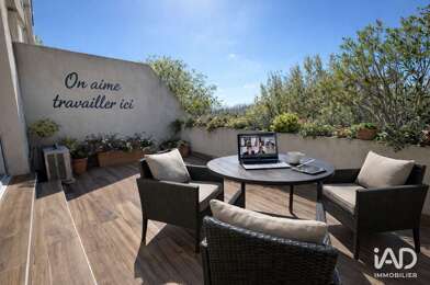 Commerce  262500 €