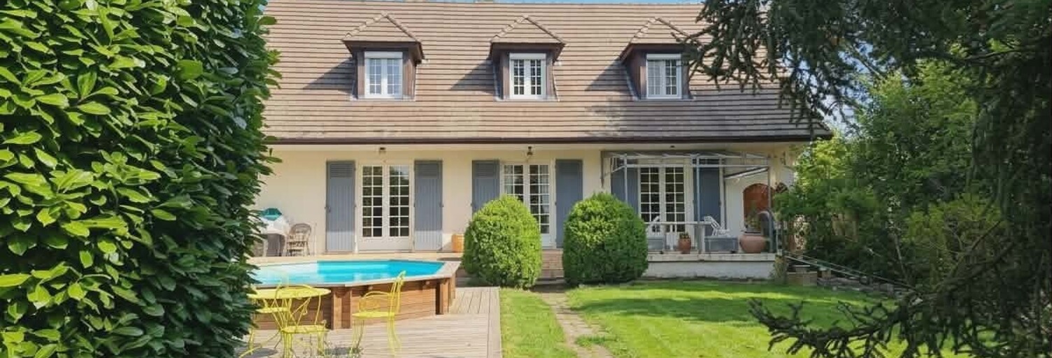 Maison 5 Pièces 209 m² à vendre à Saint-Romain-le-Puy (42610)