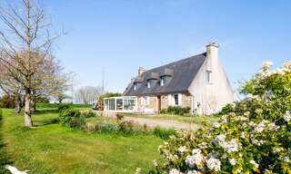 Maison 8 Pièces 177 m² à vendre à Plounévez-Lochrist (29430)