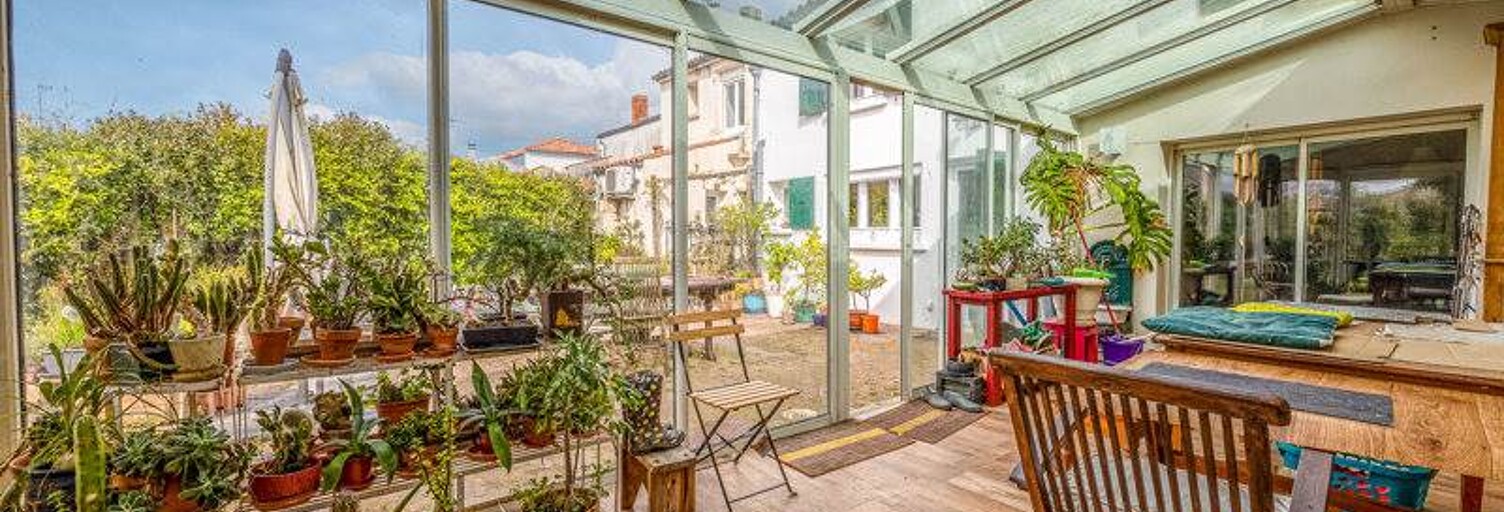 Maison 11 Pièces 250 m² à vendre à Saint-Georges-du-Bois (17700)