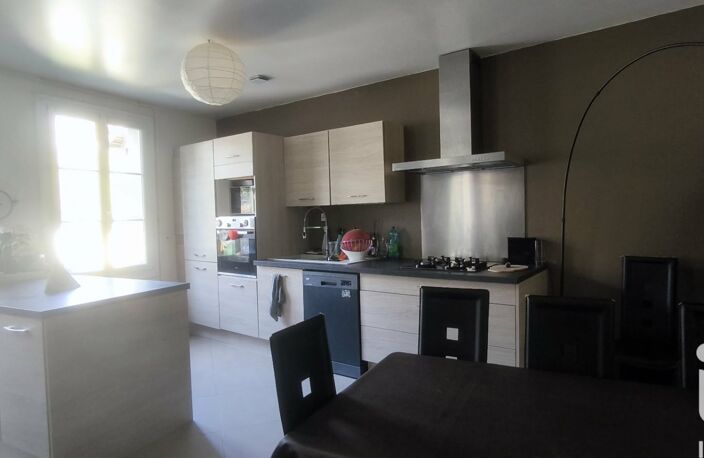 Vente Maison/villa 5 pièces — photo 3