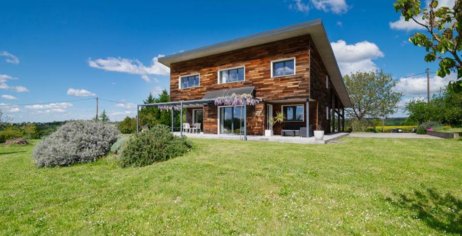 Villa de 5 pièces principales — photo 1