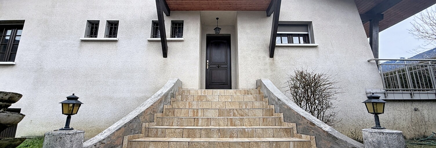 Maison 6 Pièces 182 m² à vendre à Cluses (74300)