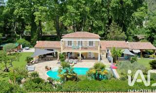 Maison 8 Pièces 230 m² à vendre à Solliès-Toucas (83210)