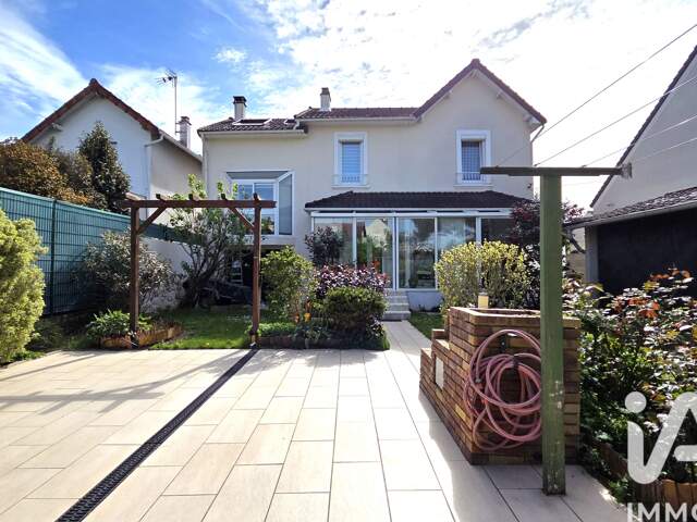 Vente Maison traditionnelle 6 pièces — photo du bien